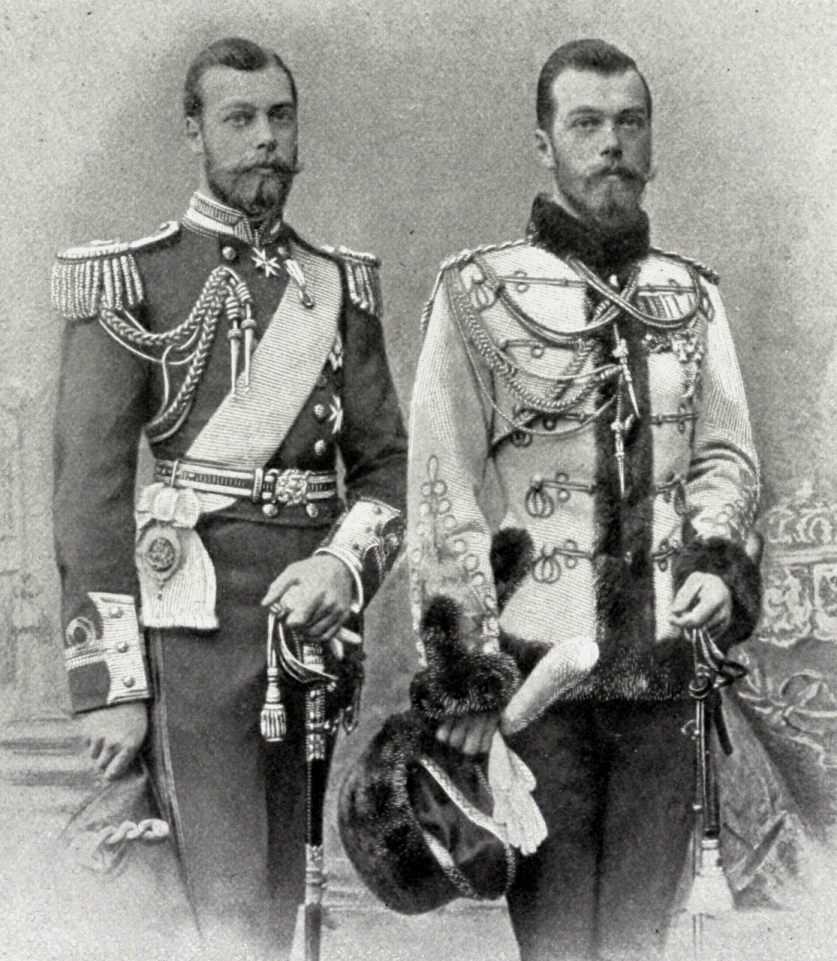 Два кузена: будущий Георг V и будущий император Николай II 1890