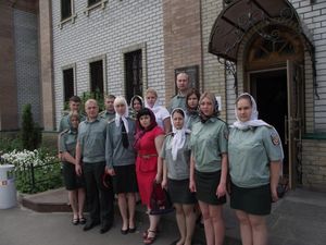 Працівники КВI Кременчука приклалися до Святих Мощей