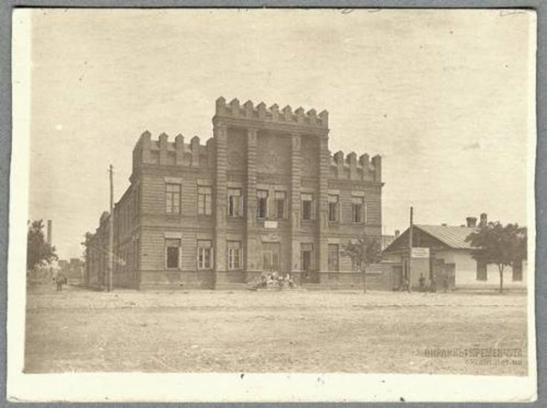 Казармы местного гарнизона Кременчуг - фото № 41