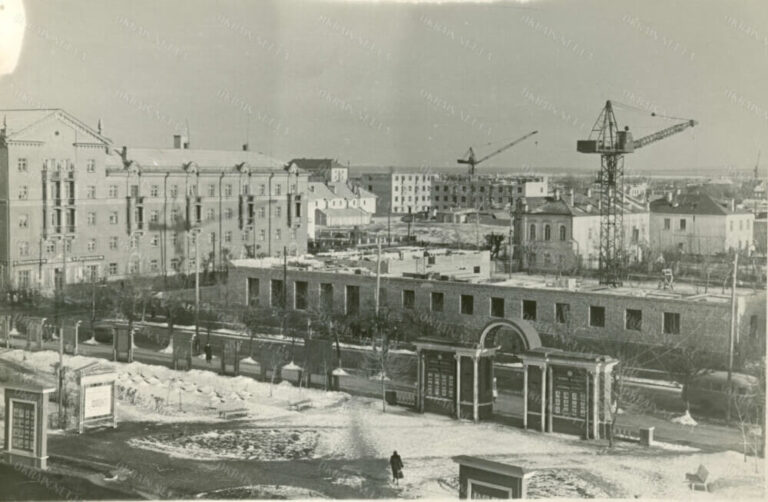 Забудова Кременчука 1950-і роки