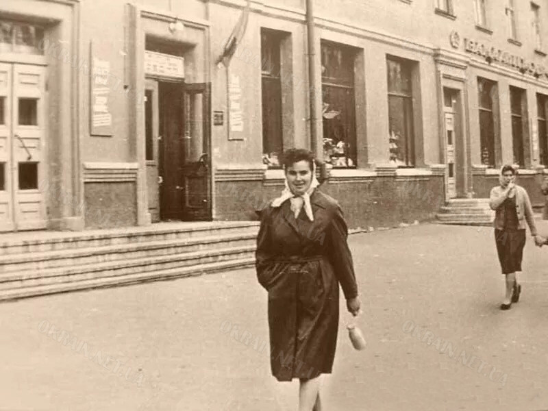 Улица Ленина, напротив Дома Офицеров 1960-е фото номер 433