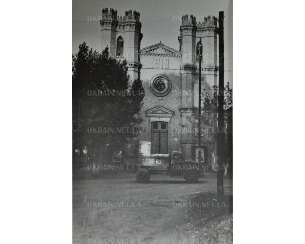 Будівля колишнього католицького костьолу фото 1638