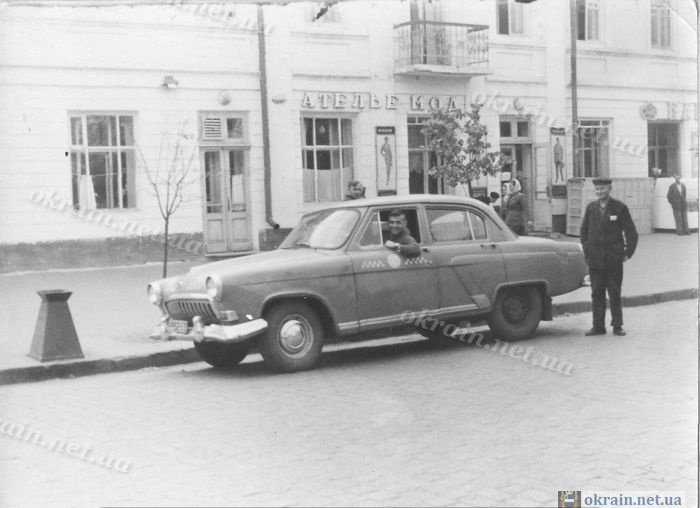 Улица Ленина 1961 год Кременчуг. Теперешнее здание Индустриал Банка - фото 135