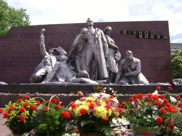 Меморіал «Вічно Живим» у Кременчуці фото 225