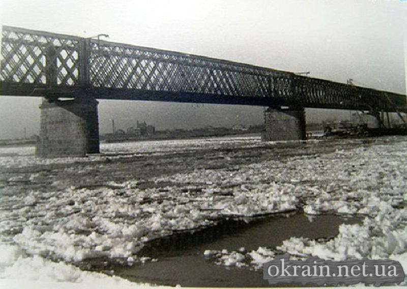Відновлення зруйнованого мосту у Кременчуці фото 194