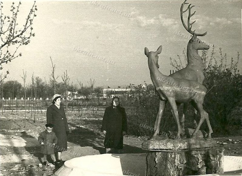 Скульптура «Олені» у Придніпровському парку Кременчук фото 1541