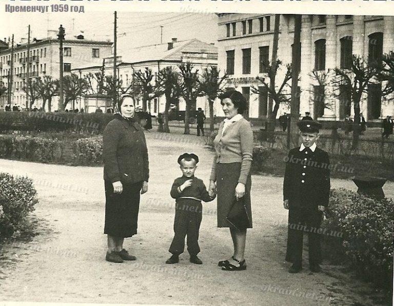 Улица Ленина Кременчуг 1959 год - фото 1579