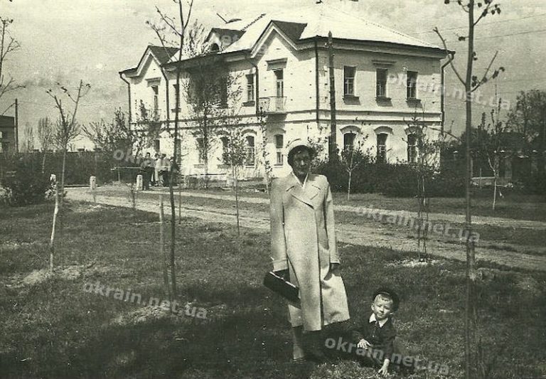 Дом на Набережной в Кременчуге - фото 1658