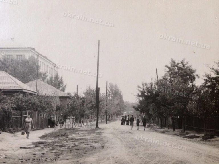 Олександрійська Вулиця, Крюків фото №1668