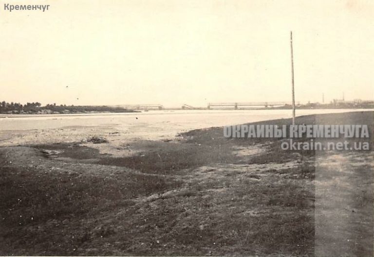 Вид на міст Кременчук, Україна фото 1701