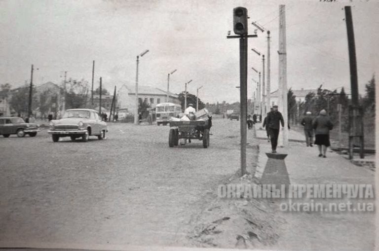 Проспект Свободы (бывшая улица 60 лет Октября) в Кременчуге - фото №1706