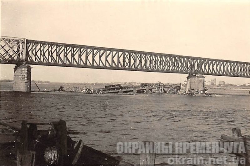 Восстановленный железнодорожный мост в Кременчуге - фото №1711
