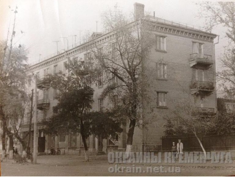 Вулиця Приходька будинок 111 фото 1730