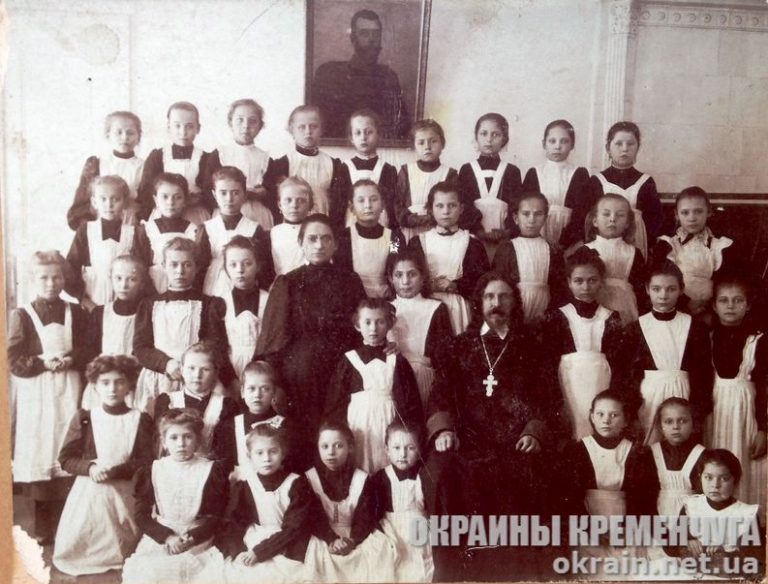 Первый класс женской гимназии Кременчуг 1910 год - фото №1811