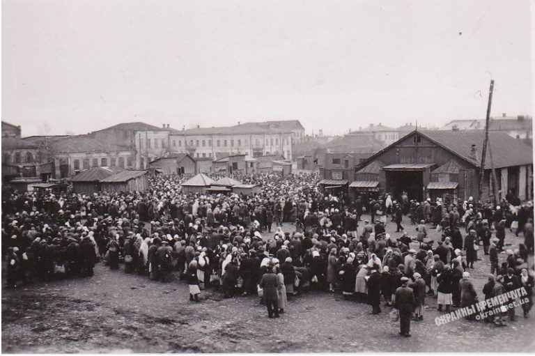 Кременчугский рынок 1942 год - фото № 1930