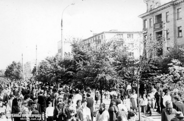 1 мая 1975 Кременчуг, улица Ленина (ныне Соборная) - фото № 1949