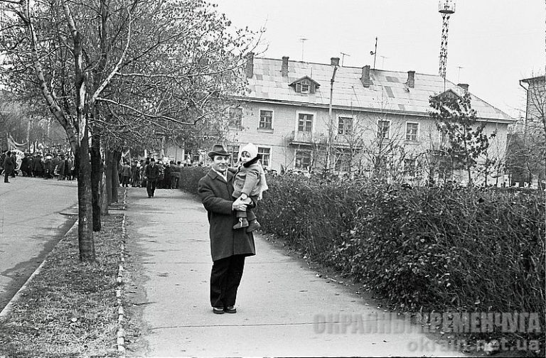Улица Пушкина Кременчуг 7 ноября 1977 года - фото № 1862