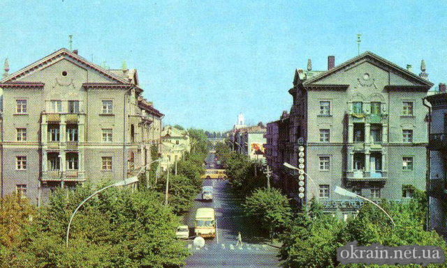Центральная улица Ленина (ныне Соборная) Кременчуг 1983 год - фото № 129
