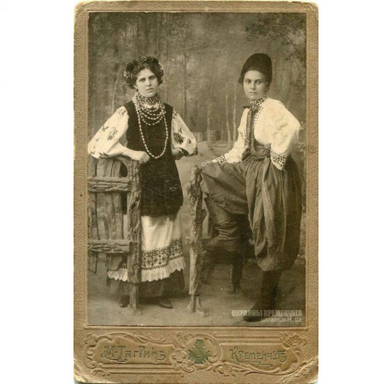 «Кременчужанки в национальных костюмах» фотография М.Тагрин Кременчуг - фото № 2014