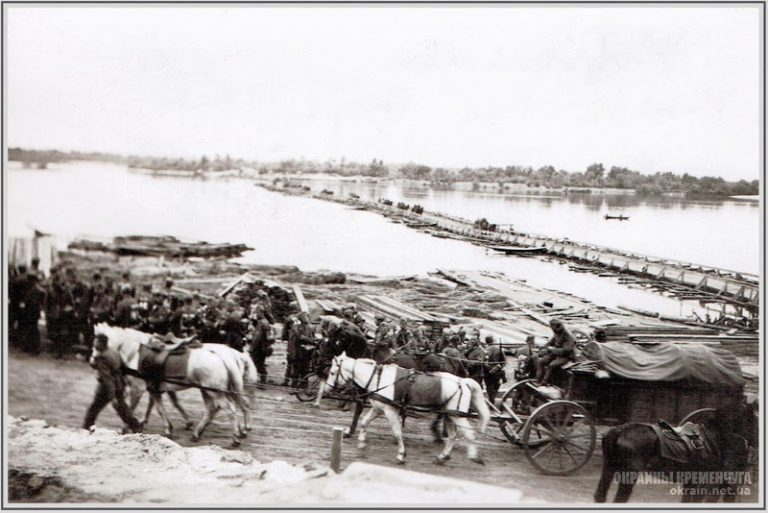 Переправа на остров Большой (ныне Зеленый) Кременчуг 1941 год - фото № 2042