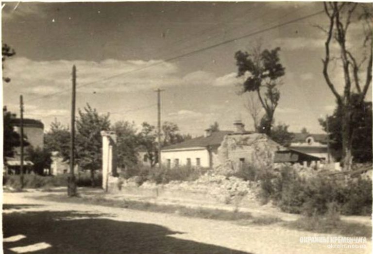 На розі вулиць Київської та Гоголя Кременчук 1943 рік фото 2061