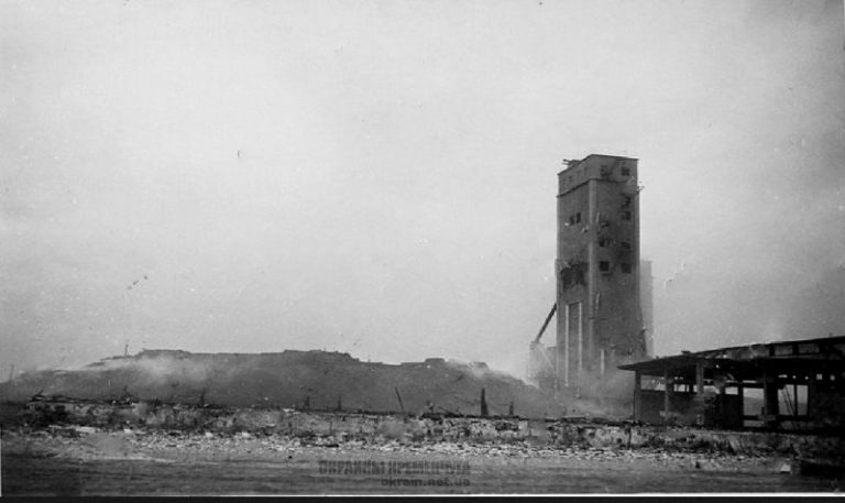 Зерновой элеватор Кременчуг 1941 год фото номер 2167