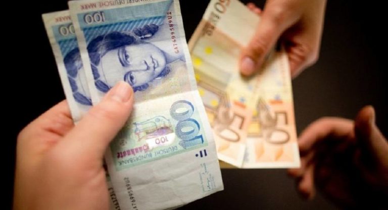 Денежный клад в часах нашел житель Германии