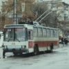 Троллейбус Зб на остановке Центр в Кременчуге 1990-е фото номар 2193