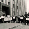 Митинг возле Кременчугского городского совета 1991 год фото номер 2309