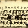 Вчителі і вихованці Крюківської жіночої ремісничої школи 1915 рік фото номер 2320