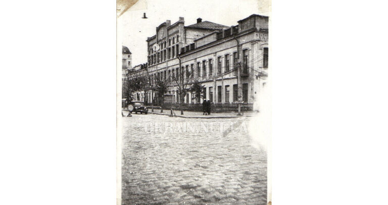 Улица Ленина (ныне Соборная) в Кременчуге 1942 год фото номер 2360