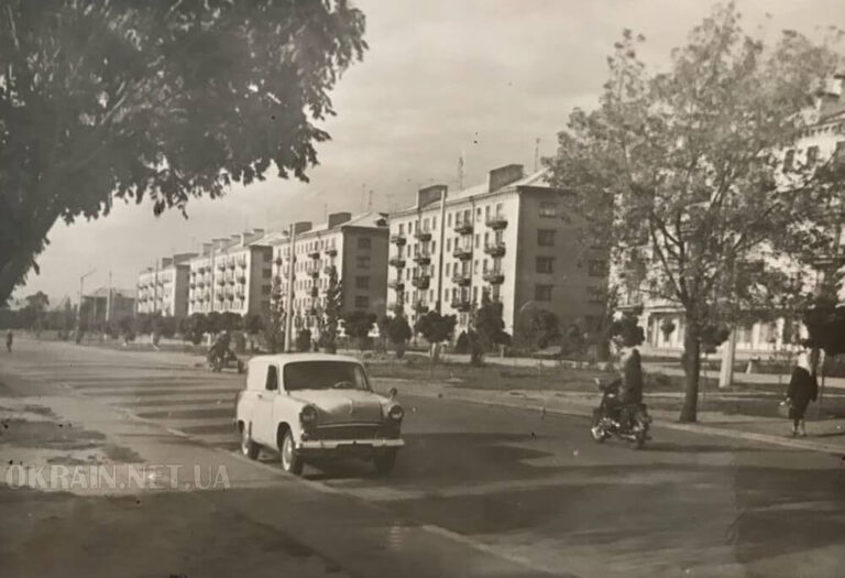 Улица в Кременчуге 1966 год фото 2373