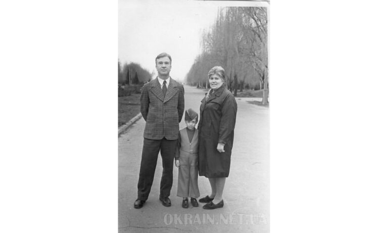 В парке Юбилейный 1976 год фото 2377
