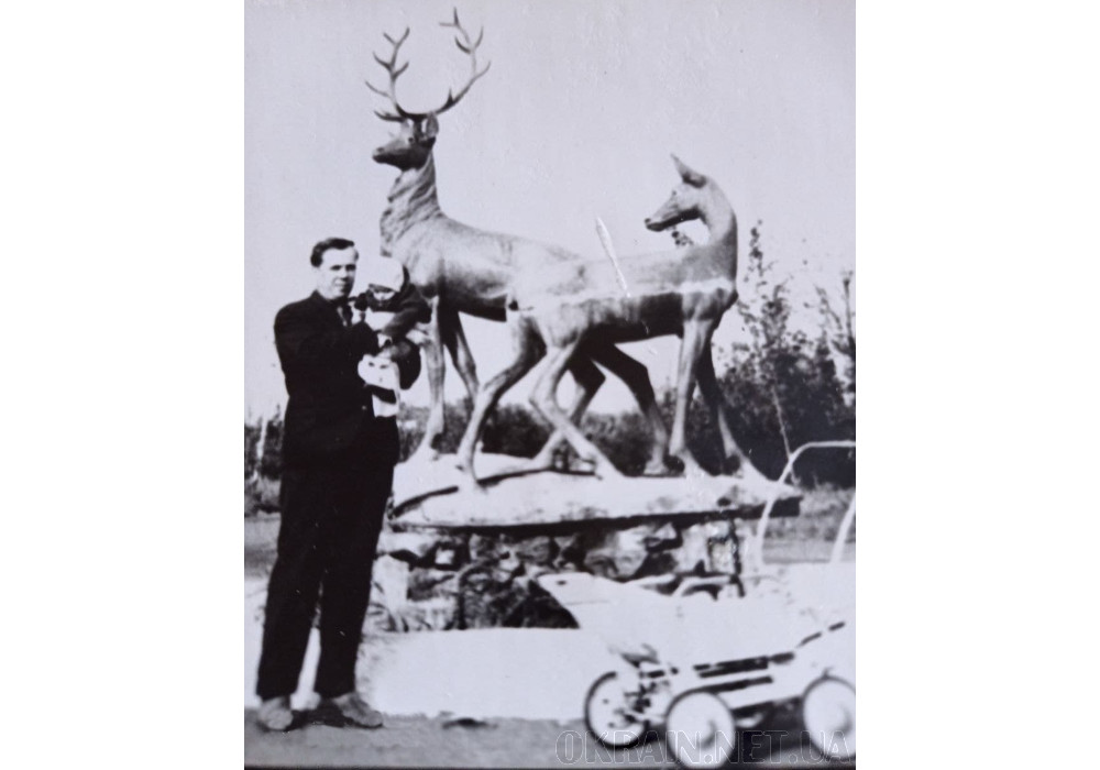 Скульптурна група Олені 1965 рік фото 2481