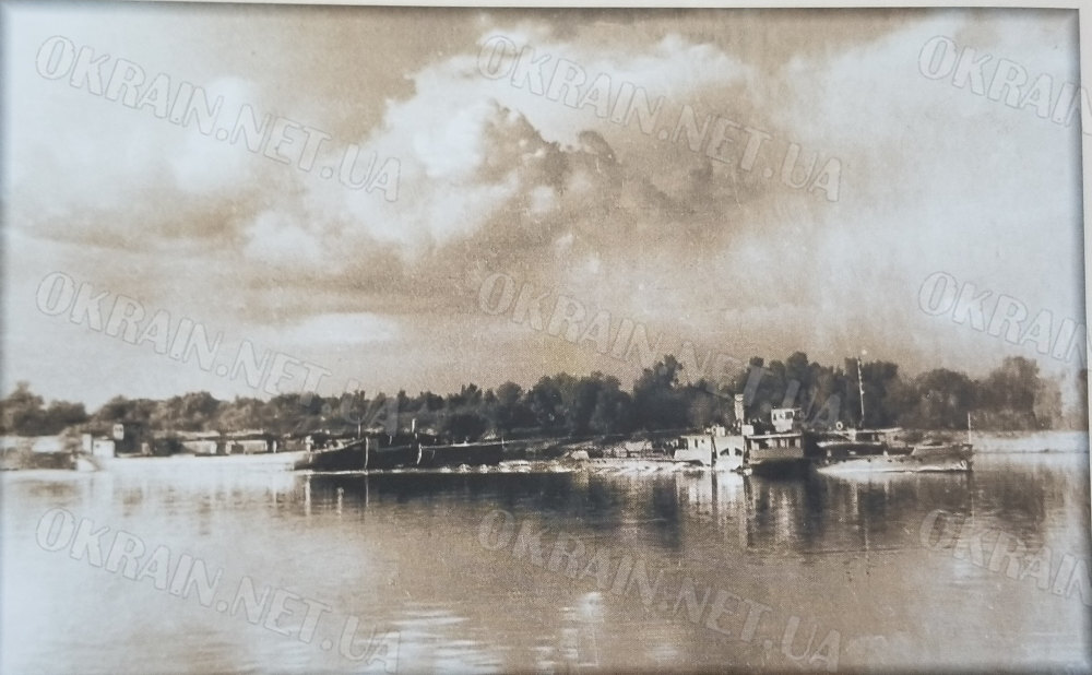 Затон із суднами на тимчасовому ремонті 1903 рік фото 2551