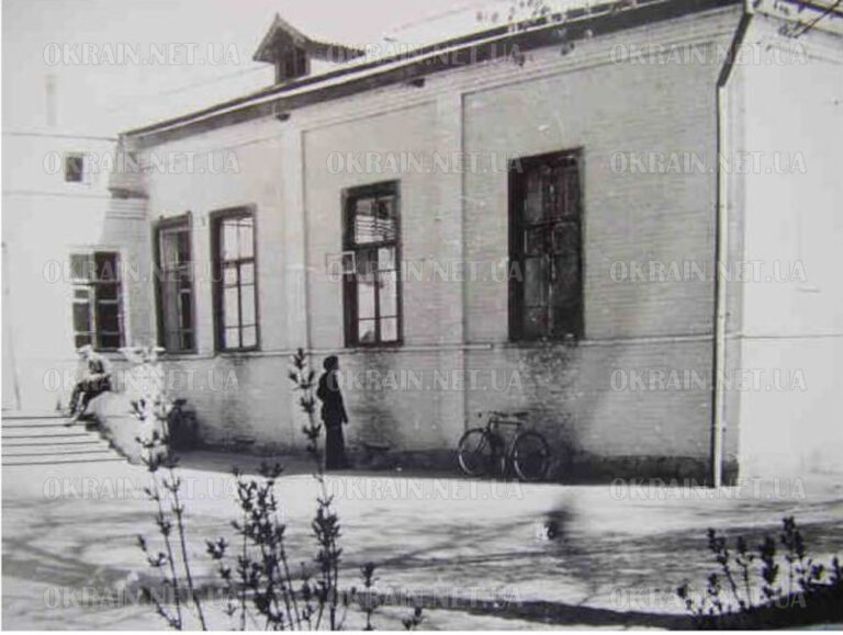 Пологове відділення 1-ї лікарні Кременчук 1970-ті роки фото 2567
