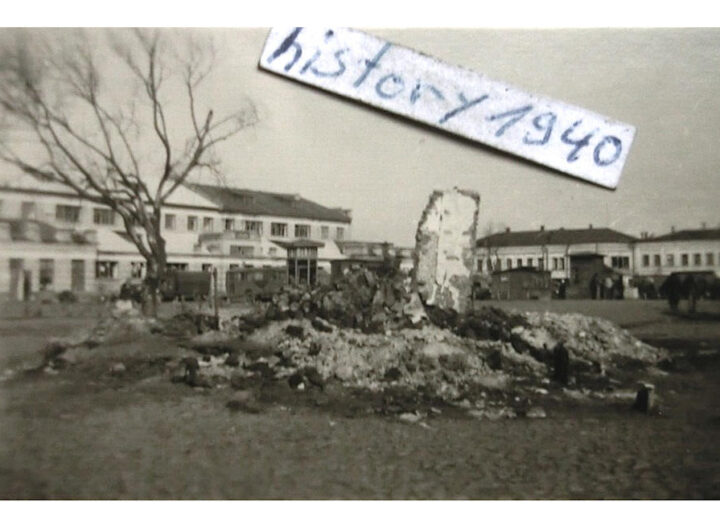 Міський ринок у період німецької окупації 1941-43 роки фото 2603
