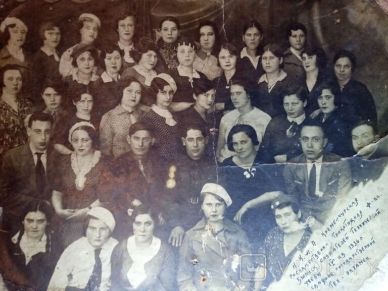 Випуск слухачів технічного навчання 1936 рік фото №2707
