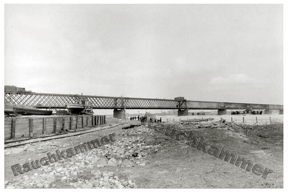 Крюківський міст в період 1941-1943 роки фото №2734