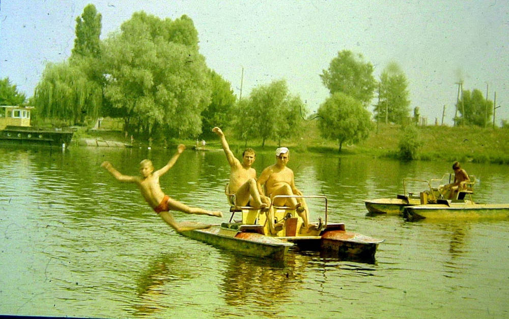 На катамаранах у затоні, Кременчук 1987 рік фото №2739