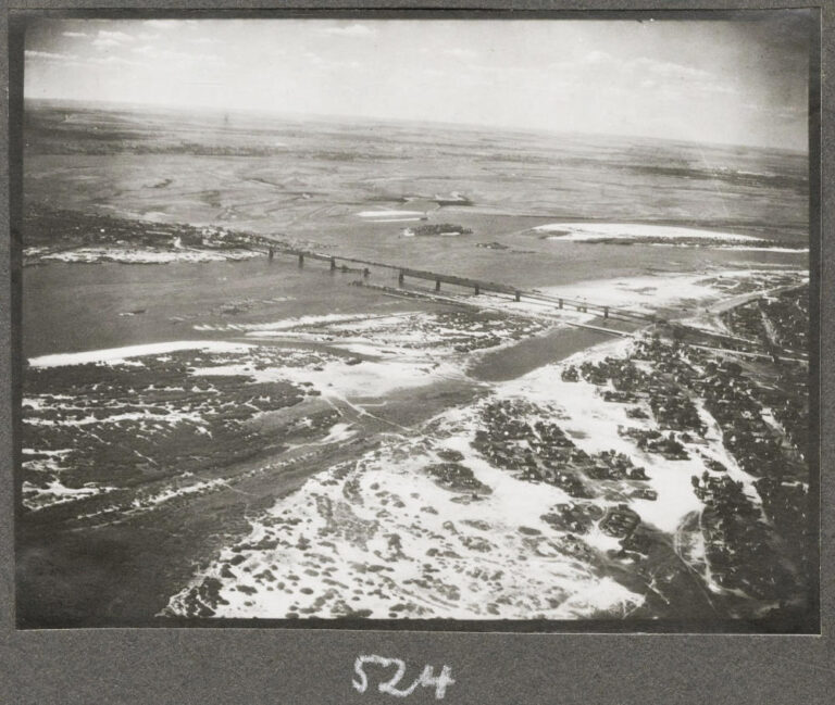 Лівий берег Дніпра та район, де зараз знаходиться 1-й Занасип фото №2742