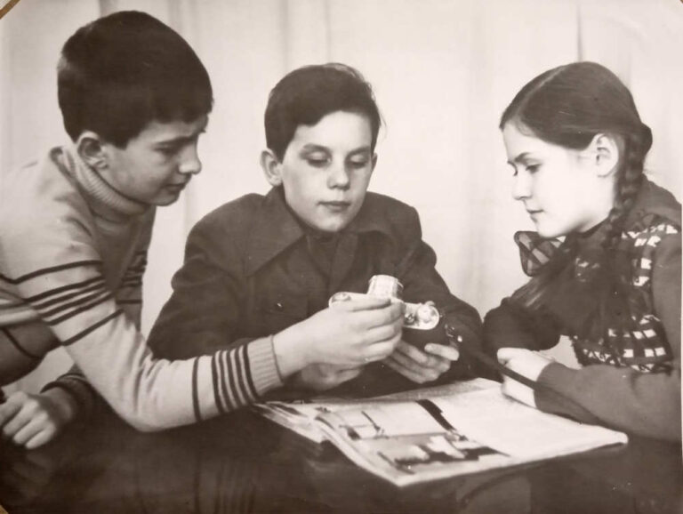 Фотогурток на Станції юних техніків 1977 рік фото №2778
