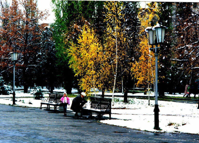 Осінь зустрілася із зимою в Кременчуці 1995 рік фото №2912