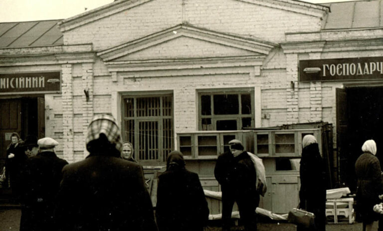 Центральний колгоспний ринок Кременчук 1960-ті роки фото №3015