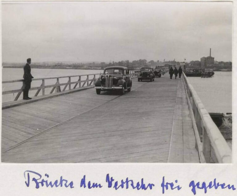 Автомобільний міст “Остланд”, вид на Крюків 1941 рік фото №3070