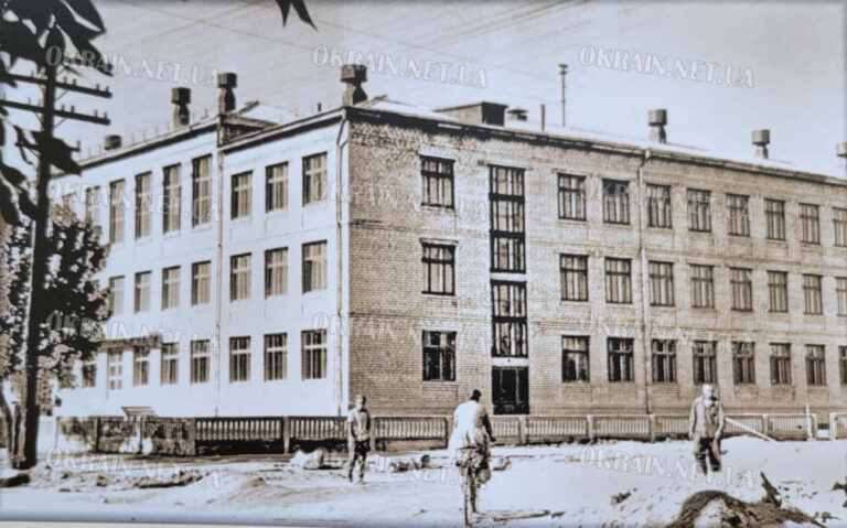 Середня школа №19, літо 1962 року фото №3112