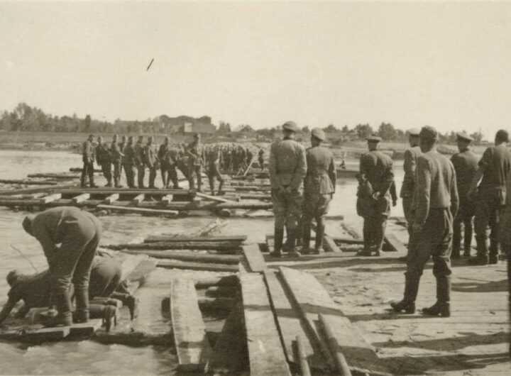 Будівництво переправи на остров Великий, 1941 рік фото №3359