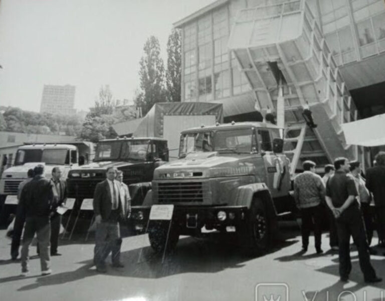 Експозиція КрАЗ, 1970-ті роки фото №3401