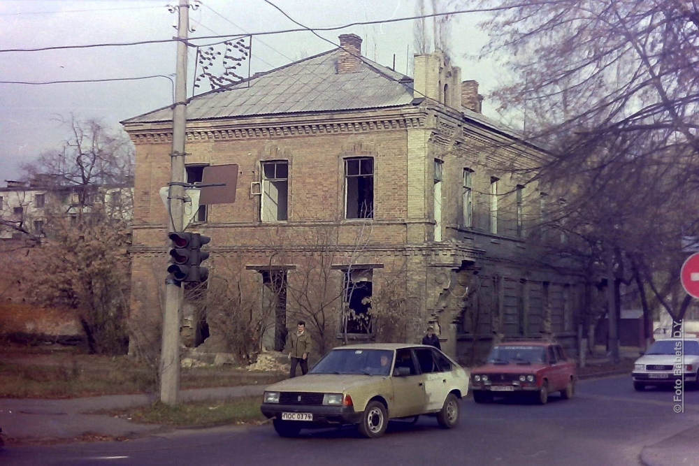 Старий будинок по Жовтневій вулиці, фото №3506