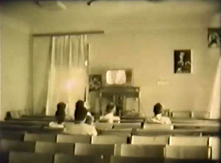Відео-салон у Будинку Офіцерів, 1990 рік, фото №3524